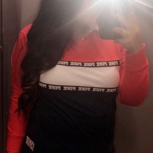 pink vs shirt size xs/s